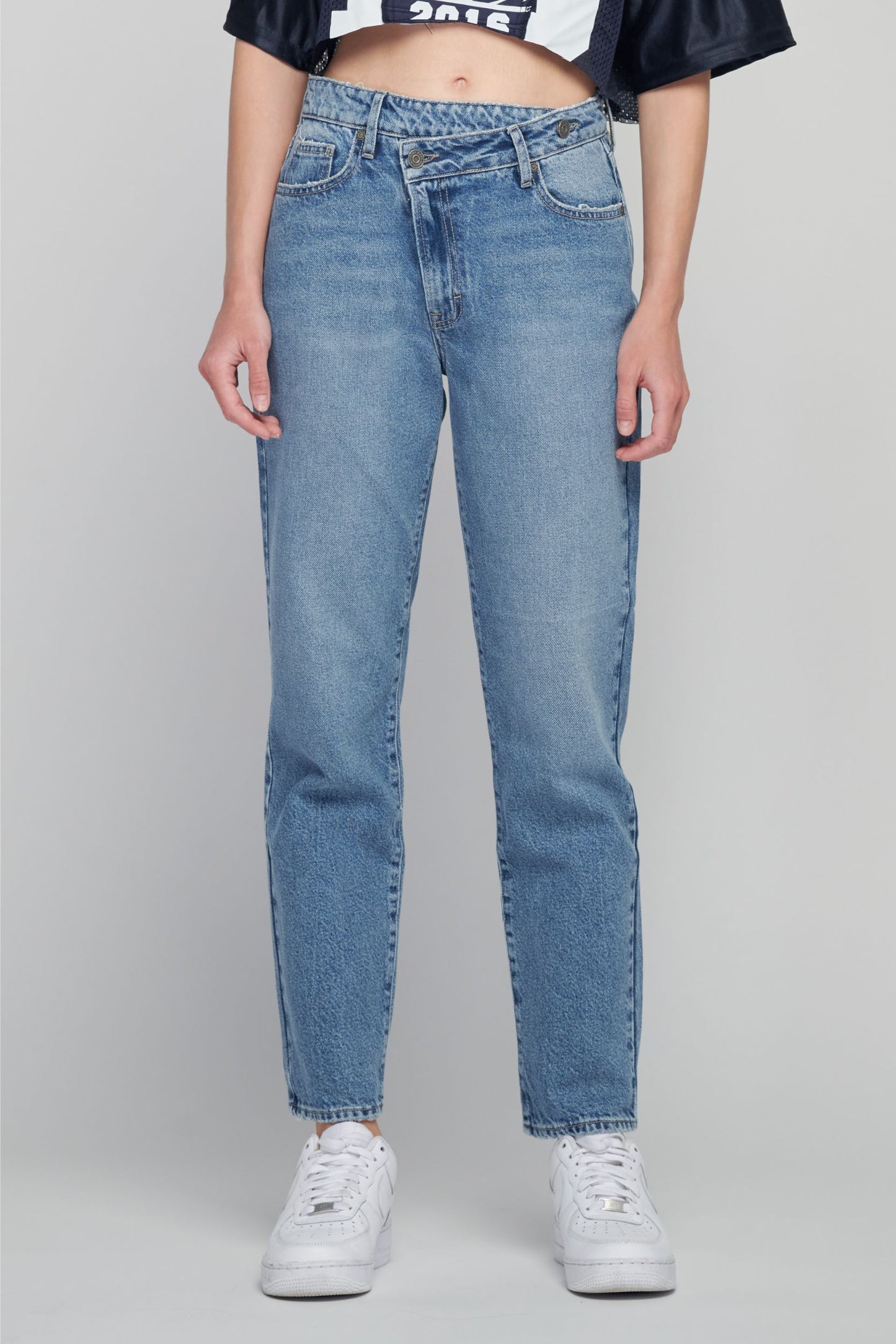 [Tracey] Crossover High Rise Straight Jean