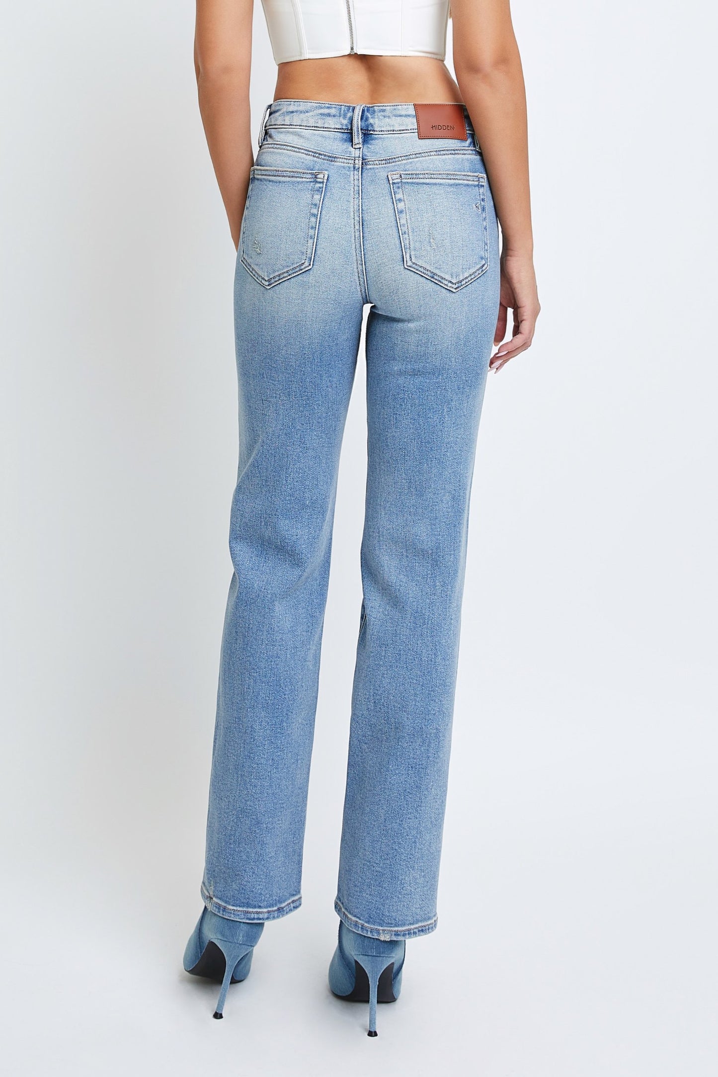 [Tracey] Mid-Rise Straight Jean