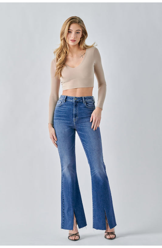 [Happi] Dark Ultra High Rise Front Slit Flare Jean