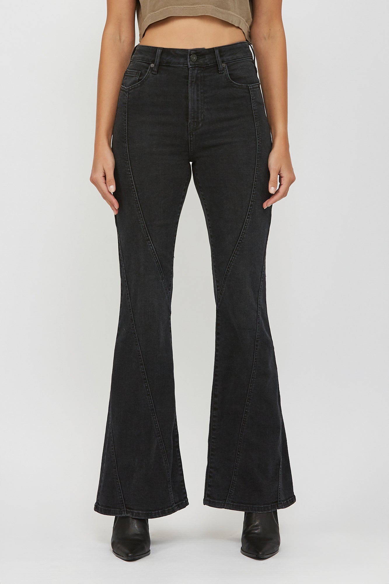 [HAPPI] Charcoal Wash Fashion Seam 33" Inseam Stretch Flare