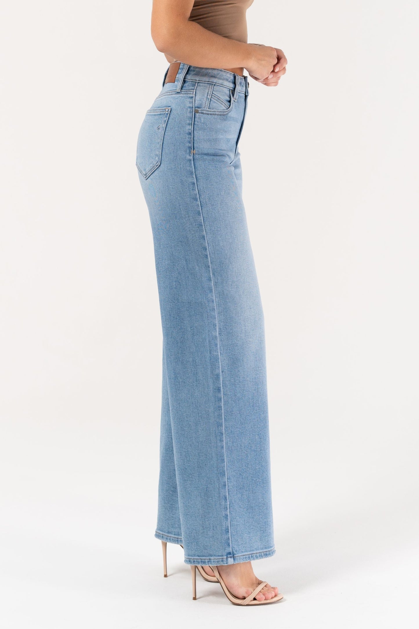 [Nori] Medium Wash Wide Leg