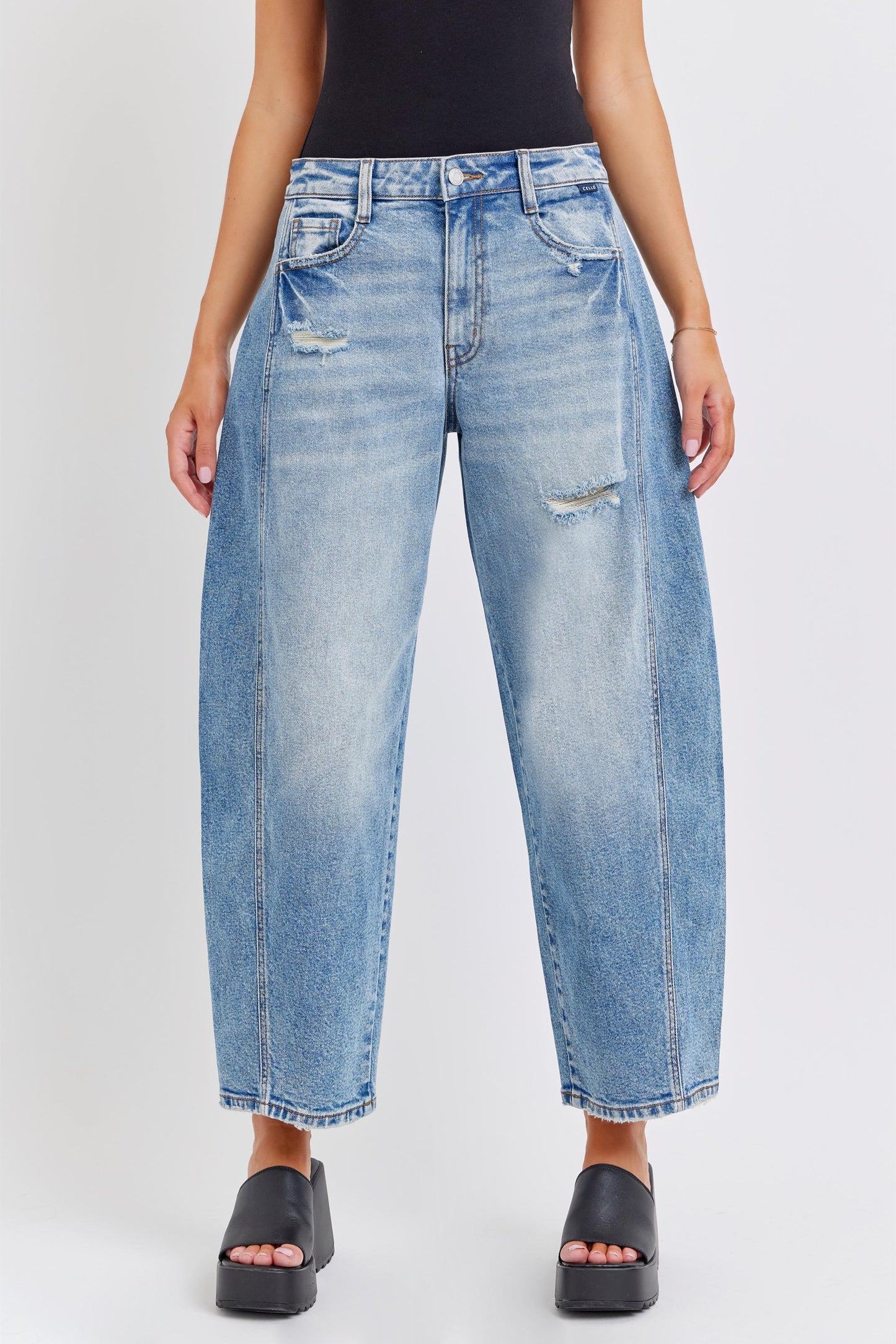 CELLO Mid-Rise Barrel Jean